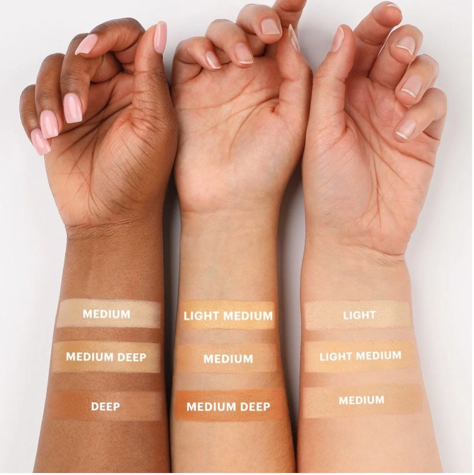 Glo Skin Beauty Spot Treat Concealer acne-safe makeup formulated with 1% salicylic acid to camouflage blemishes, reduce redness, and provide long-lasting coverage at The Skyn Distillery Wayzata Minnesota.